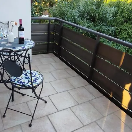 Apartamento Am Waldrand Mit Grossem Balkon