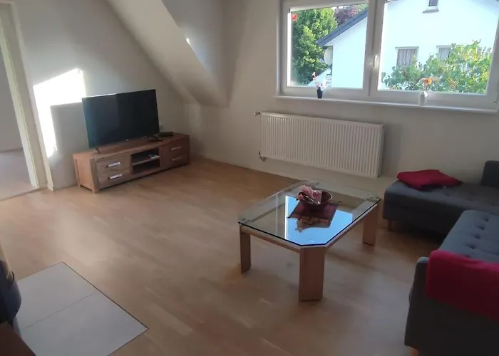 Am Waldrand Mit Grossem Balkon Апартаменты Люббекке